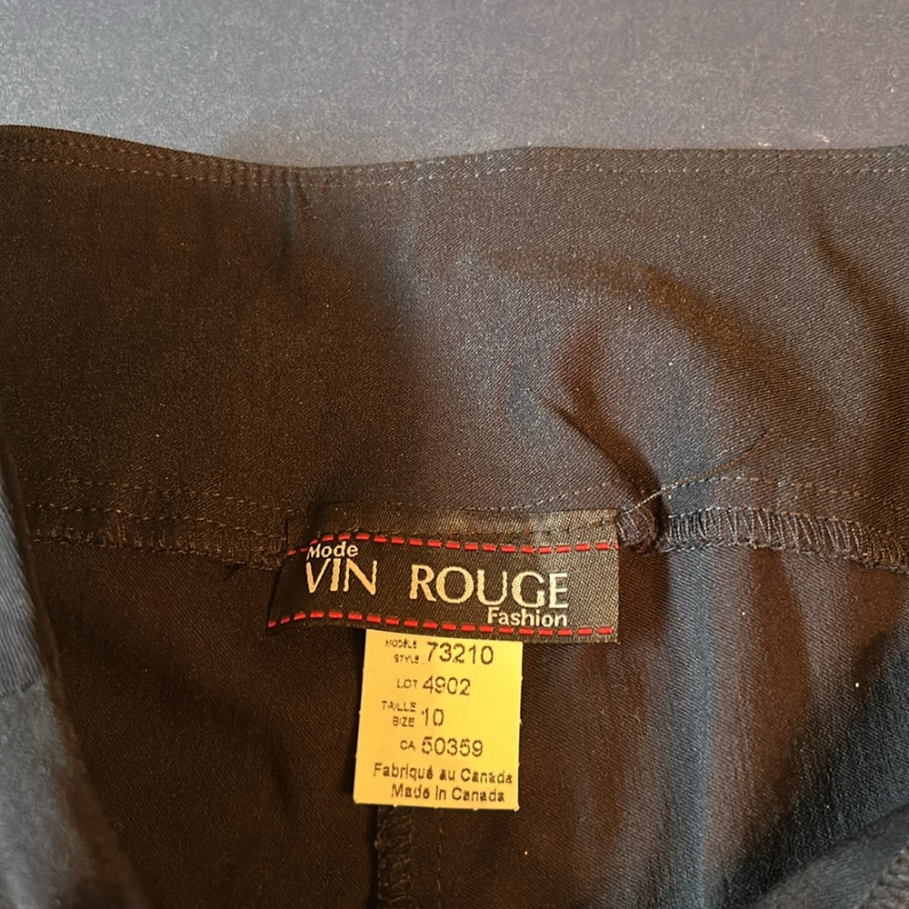 Capris pants - Picture 3 of 3